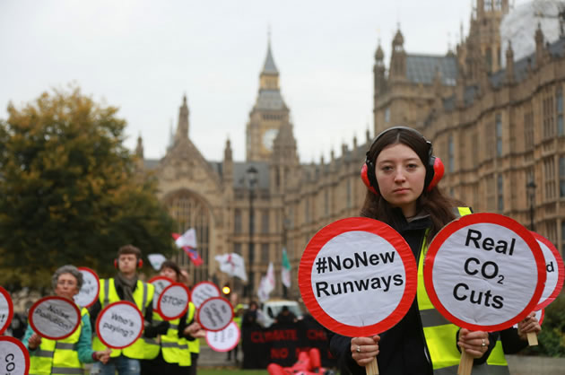 Anti-airport demonstration outside Heathrow