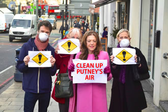 Local residents protest about pollution on Putney High Street 