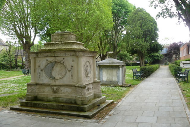 Putney Burial Ground Walking Path