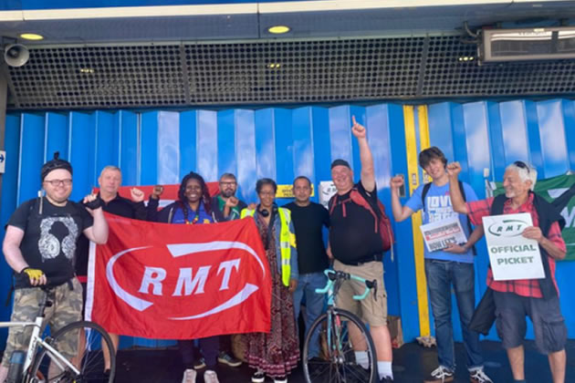 Unlike other companies many SWR drivers are RMT members 