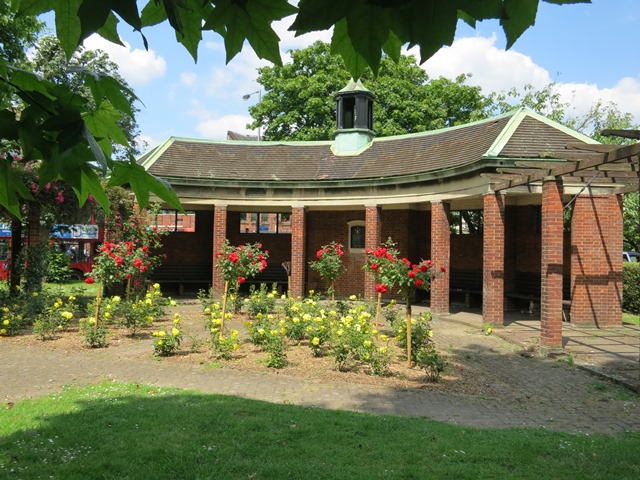 Battersea War Memorial Awarded Listed Status