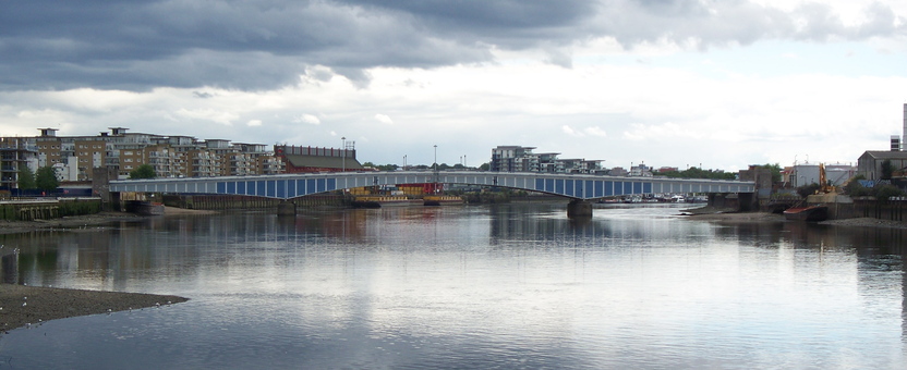 Woman Stopped From Jumping Off Wandsworth Bridge 