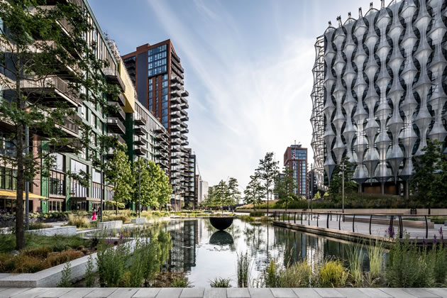 The Sky Garden will be a roof top cafe in Embassy Gardens. Credit: Ballymore