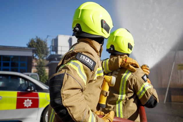 Man Dies in Earlsfield Fire