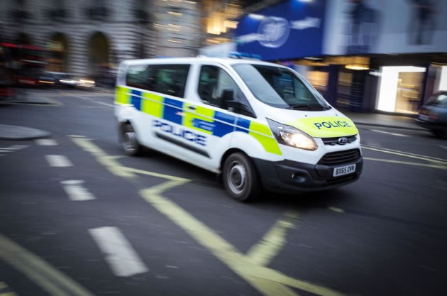 Man Wielding Machete Arrested on Garratt Lane